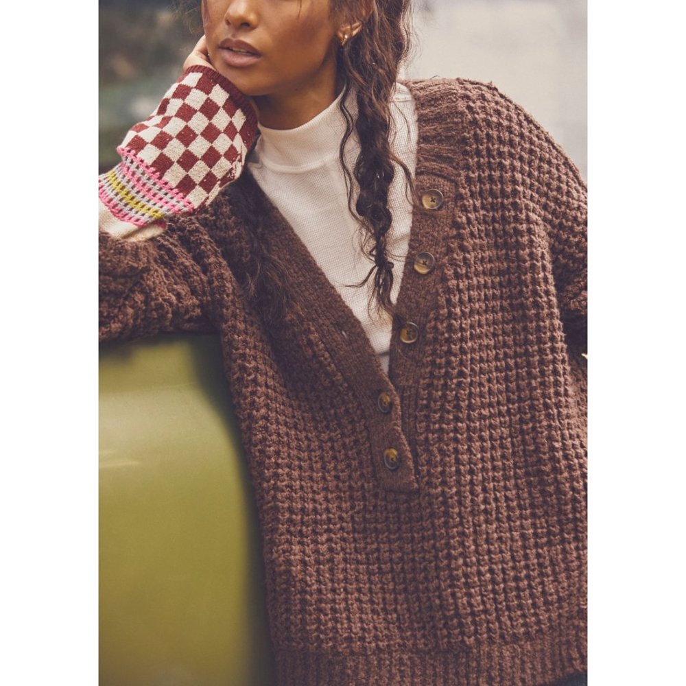 đ LAST CHANCEđ FREE PEOPLE Whistle Thermal Henley / Brownstone Combo - Picture 7 of 9